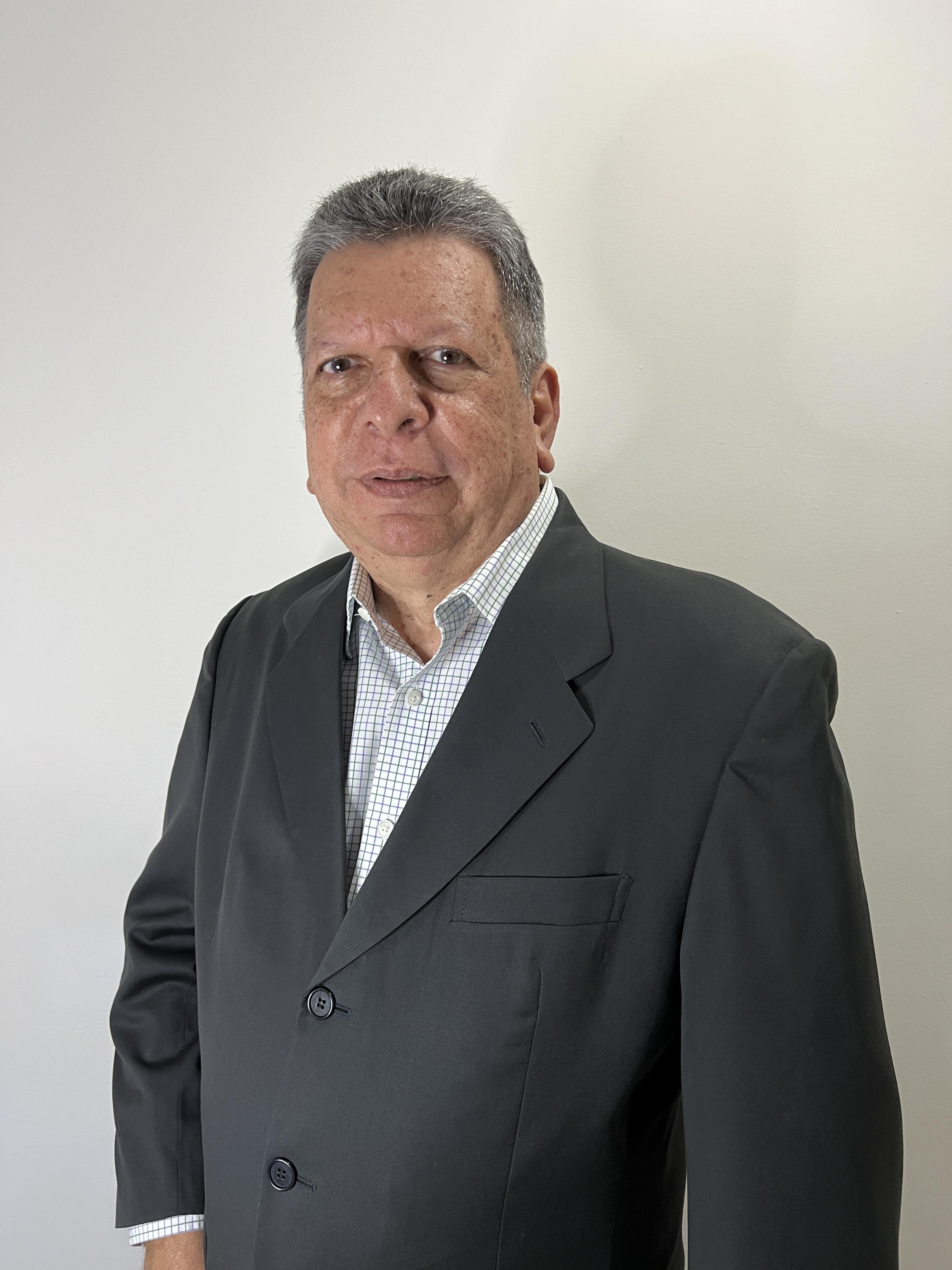 Luis Carlos Lezama